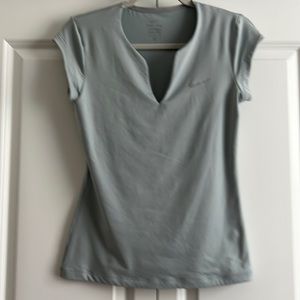 Nike ladies dry fit athletic top size medium
